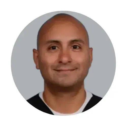 Experienced hair restoration specialist at ROG Hair Institute, focused on regenerative solutions.